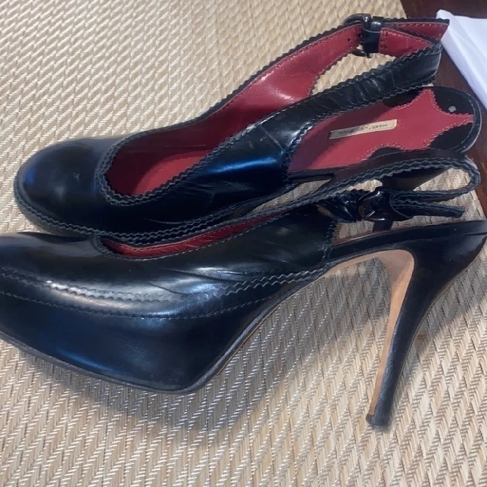 👠👠LEATHER TOP AND SOLE , MAX STUDIO Beautiful school girls in HEEL 👠…SIZE10M